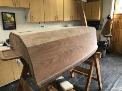  The forward hull is sanded. 
