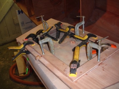  The coaming on the forward seat is glued in place. 