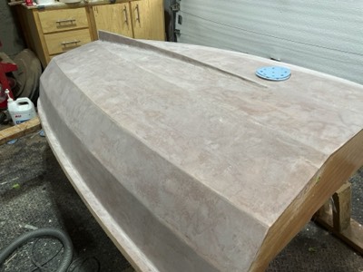  Aft section is sanded. 